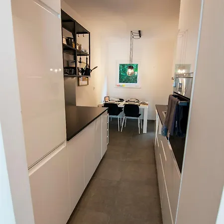 Nika's Apartamento Palit